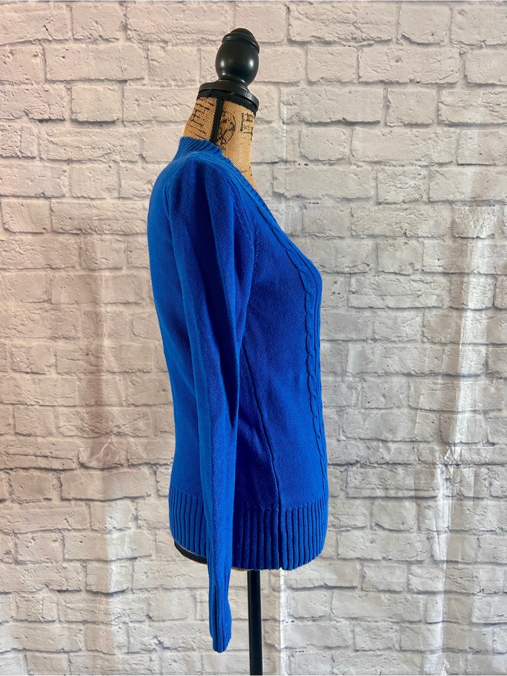 2 Piece Styled Outfit Flocked Velvet Mini Skirt Cream Blue Sweater Office Chic - Picture 8 of 16